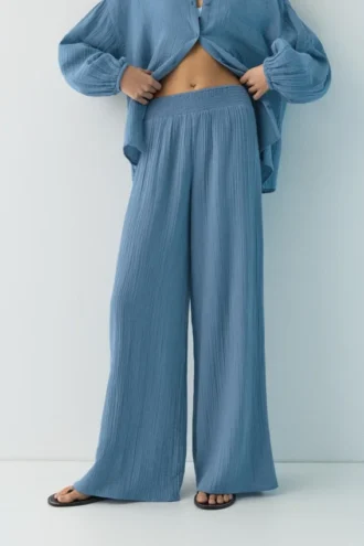 Pantaloni fluidi effetto garza