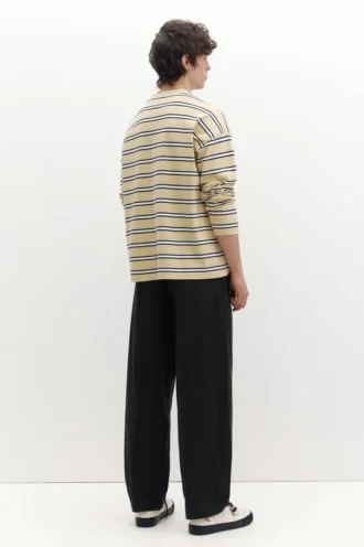 Pantaloni jogger larghi