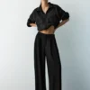 Pantaloni sartoriali con pinces Pantaloni sartoriali con pinces