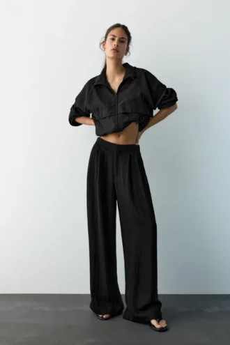 Pantaloni sartoriali con pinces Pantaloni sartoriali con pinces