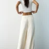 Pantaloni sartoriali con pinces Pantaloni sartoriali con pinces