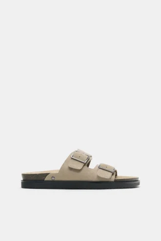 Sandali in pelle con fibbia