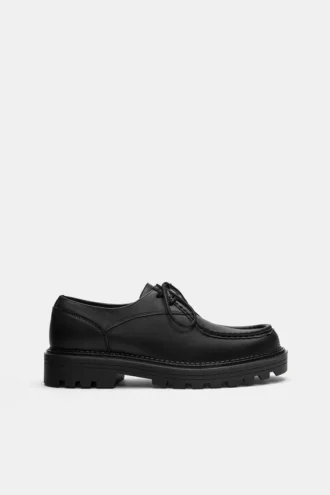 Scarpe Basse allacciate