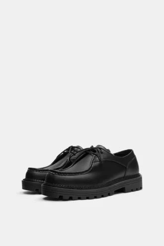 Scarpe Basse allacciate