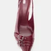 Scarpe con tacco e fibbie