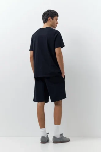 Set composto da pantaloncini jogger Bermuda e T-shirt