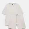 Set composto da pantaloncini jogger Bermuda e T-shirt Set composto da pantaloncini jogger Bermuda e T-shirt