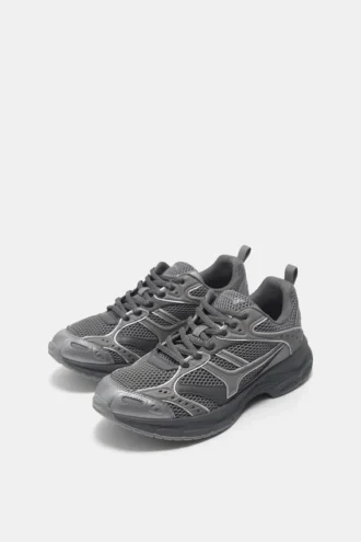 Sneakers a più pezzi
