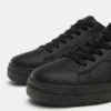 Sneakers basic con suola spessa Sneakers basic con suola spessa
