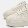 Sneakers con suola spessa Sneakers con suola spessa