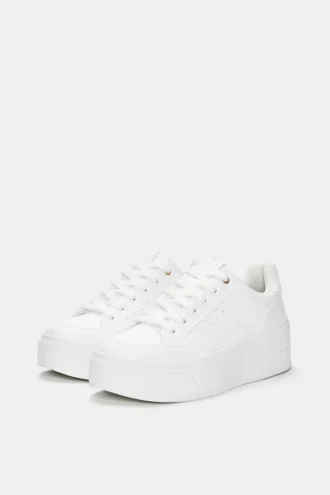sneakers con zeppa 2 330x495 - Sneakers con zeppa