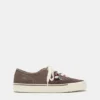 Sneakers decorate STWD Sneakers decorate STWD