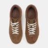 Sneakers in pelle crosta Sneakers in pelle crosta