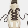 Sneakers in stile retrò Sneakers in stile retrò