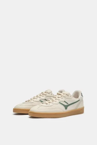 sneakers in tessuto retr 2 330x495 - Sneakers in tessuto retr&ograve;