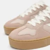Sneakers retrò con suola spessa Sneakers retrò con suola spessa