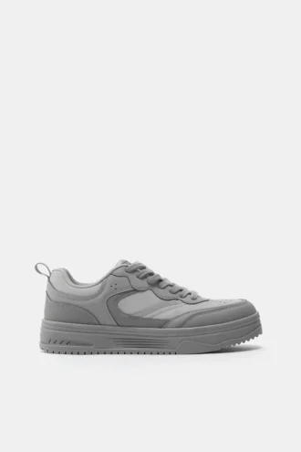 sneakers stwd a pi pezzi 1 3 330x495 - Sneakers STWD a pi&ugrave; pezzi