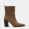 Stivali con tacco in stile cowboy Stivali con tacco in stile cowboy
