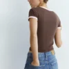 T-shirt a maniche corte a costine T-shirt a maniche corte a costine