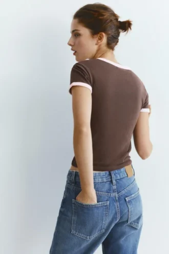 T-shirt a maniche corte a costine