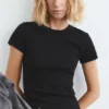 T-shirt a maniche corte a costine T-shirt a maniche corte a costine