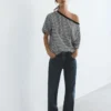 T-shirt a maniche corte asimmetrica T-shirt a maniche corte asimmetrica