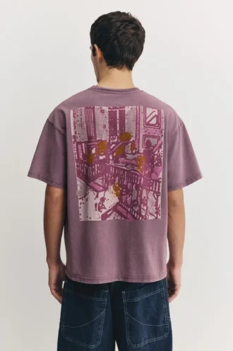 T-shirt a maniche corte con grafica