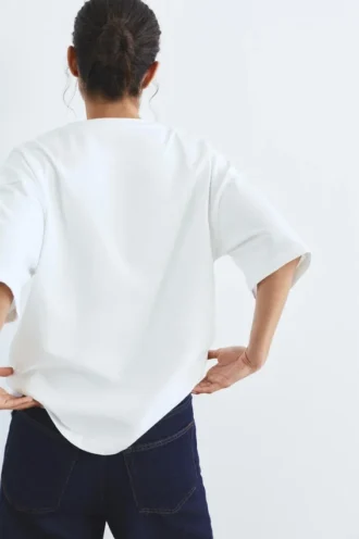 T-shirt a maniche corte oversize T-shirt a maniche corte oversize