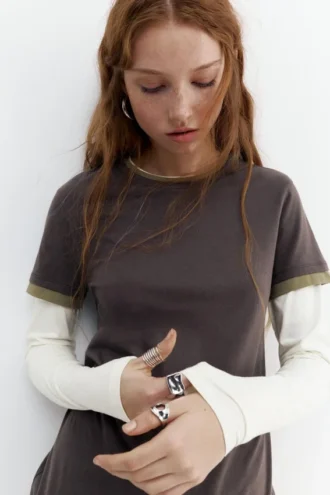 T-shirt a maniche doppie