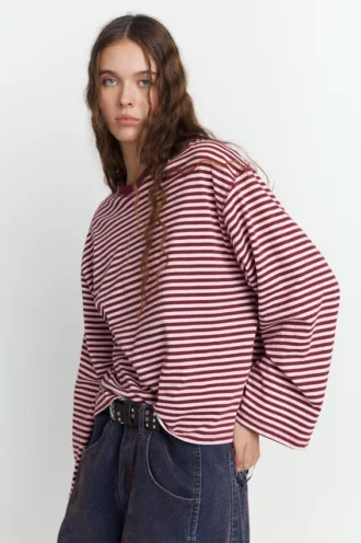 T-shirt a maniche lunghe a righe