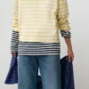 T-shirt a maniche lunghe a righe T-shirt a maniche lunghe a righe