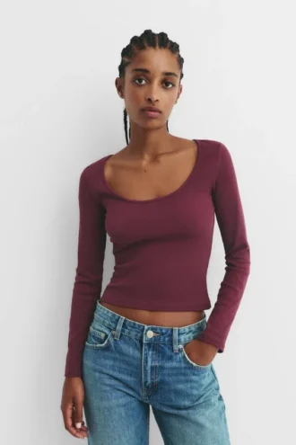 T-shirt a maniche lunghe con collo rotondo a costine