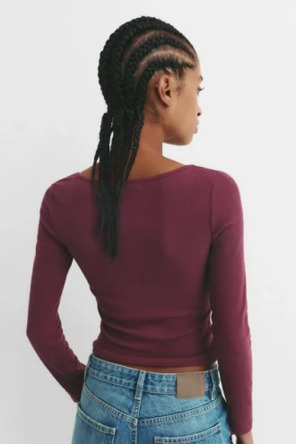 T-shirt a maniche lunghe con collo rotondo a costine