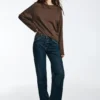 T-shirt a maniche lunghe con maniche raglan T-shirt a maniche lunghe con maniche raglan