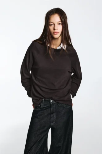 T-shirt a maniche lunghe con maniche raglan