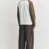 T-shirt a maniche lunghe con maniche raglan T-shirt a maniche lunghe con maniche raglan