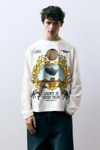 T-shirt a maniche lunghe con stampa grafica