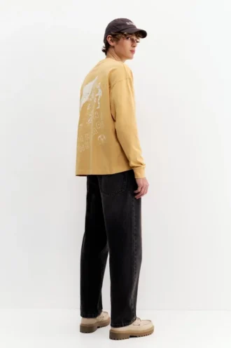 T-shirt a maniche lunghe con tasca