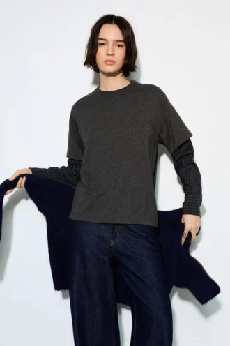 T-shirt a quadri con doppio manico