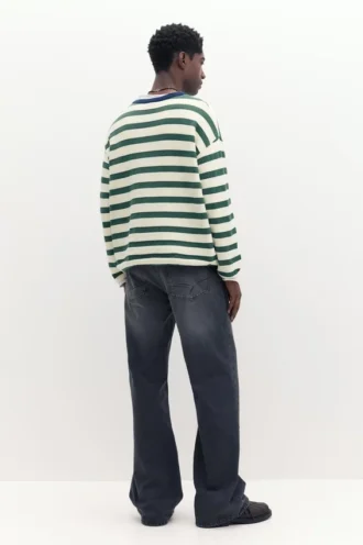 T-shirt a righe in maglia
