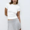 T-shirt aderente a maniche corte T-shirt aderente a maniche corte
