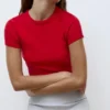 T-shirt aderente a maniche corte T-shirt aderente a maniche corte