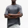 T-shirt basic in cotone a maniche corte T-shirt basic in cotone a maniche corte