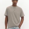 T-shirt basic in cotone a maniche corte T-shirt basic in cotone a maniche corte
