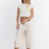 T-shirt con grafica floreale T-shirt con grafica floreale