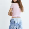T-shirt con scollo a V T-shirt con scollo a V