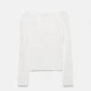 T-shirt con scollo rifinito in pizzo T-shirt con scollo rifinito in pizzo
