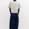 T-shirt corta a maniche corte T-shirt corta a maniche corte