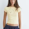 T-shirt gialla con borchie T-shirt gialla con borchie