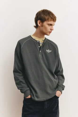 T-shirt Henley